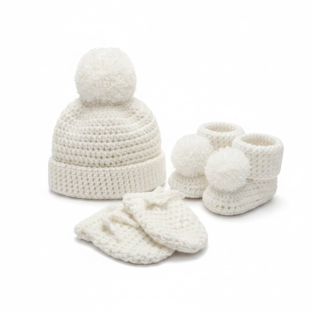 Crochet baby set (Hat, Mitten & Booties)